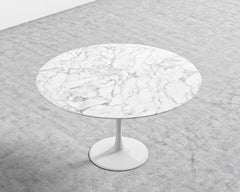 Tulip Table Round - Carrara